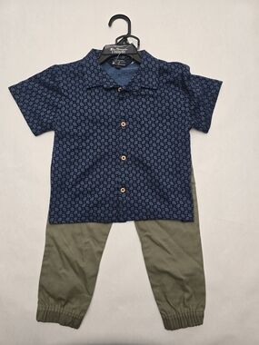 Ben Sherman Navy Blue Patterned Button-Down Shirt with Olive Pants NEW